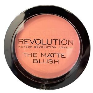 Makeup Revolution London Matte Blush BELOVED New Hints Of‎ Peach Orange